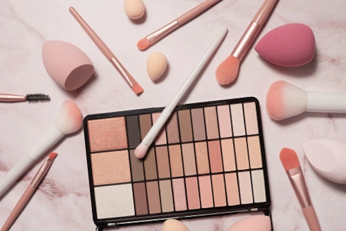 Outils de maquillage